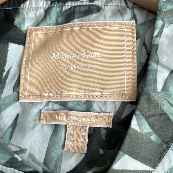 Women’s Massimo Dutti lightweight windbreaker. - Picture 3 of 4